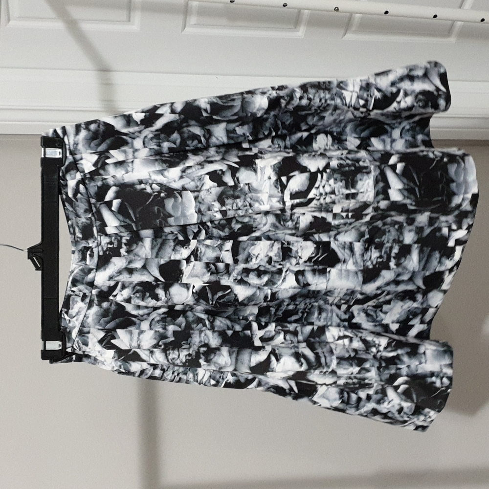 Forever New Floral Skirt